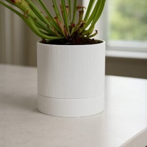 Spot (slimme zelf waterende plantenpot)